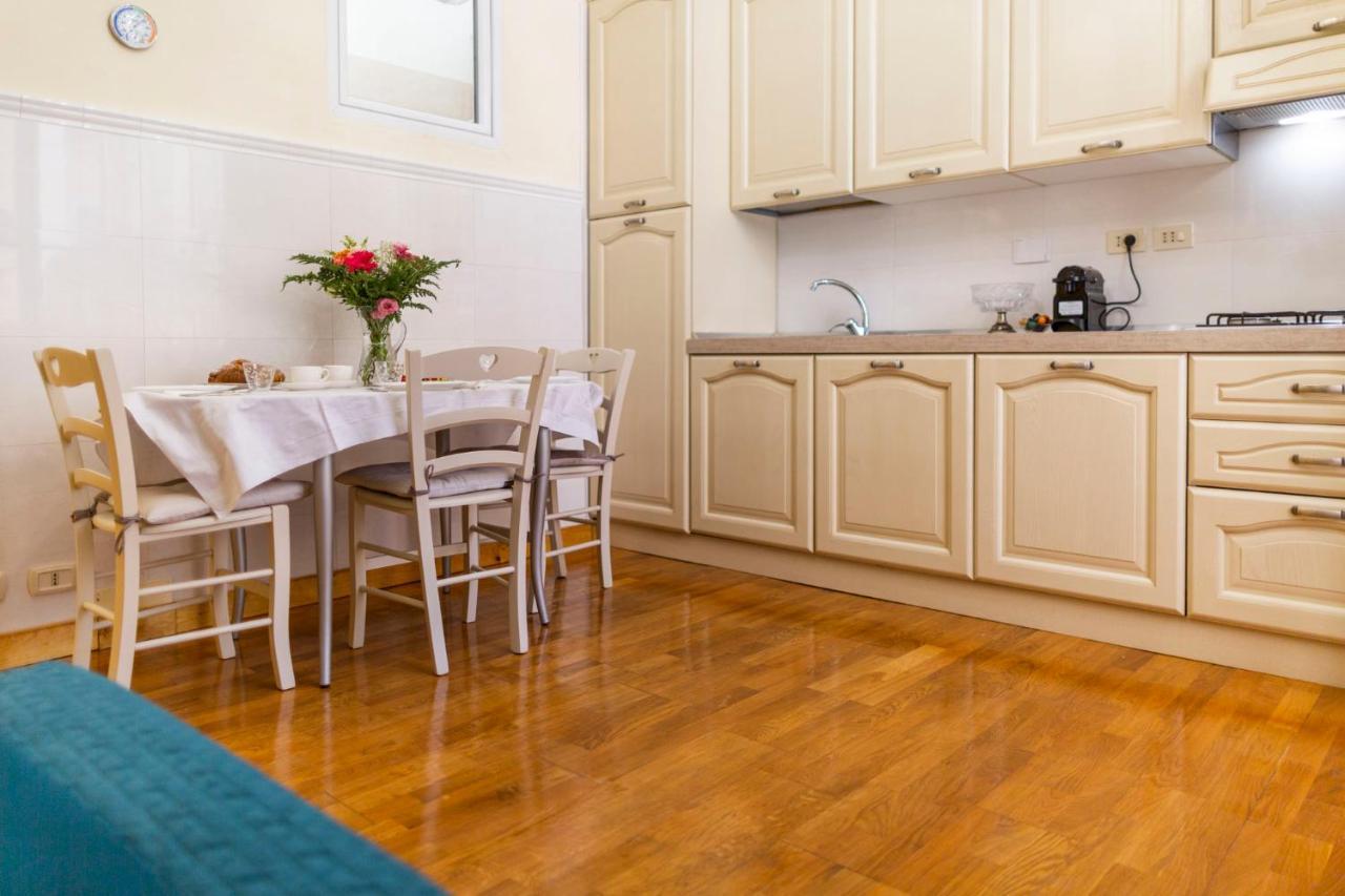 Rome Lucia Apartment エクステリア 写真